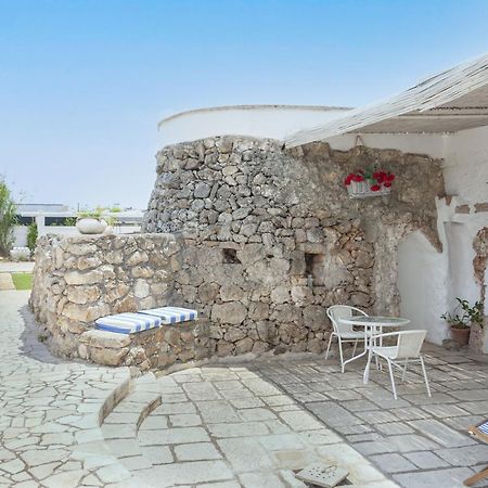 Trullo E Appartamenti Al Mare Торе Сан Джовани Удженто Екстериор снимка
