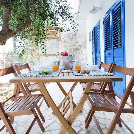 Trullo E Appartamenti Al Mare Торе Сан Джовани Удженто Екстериор снимка