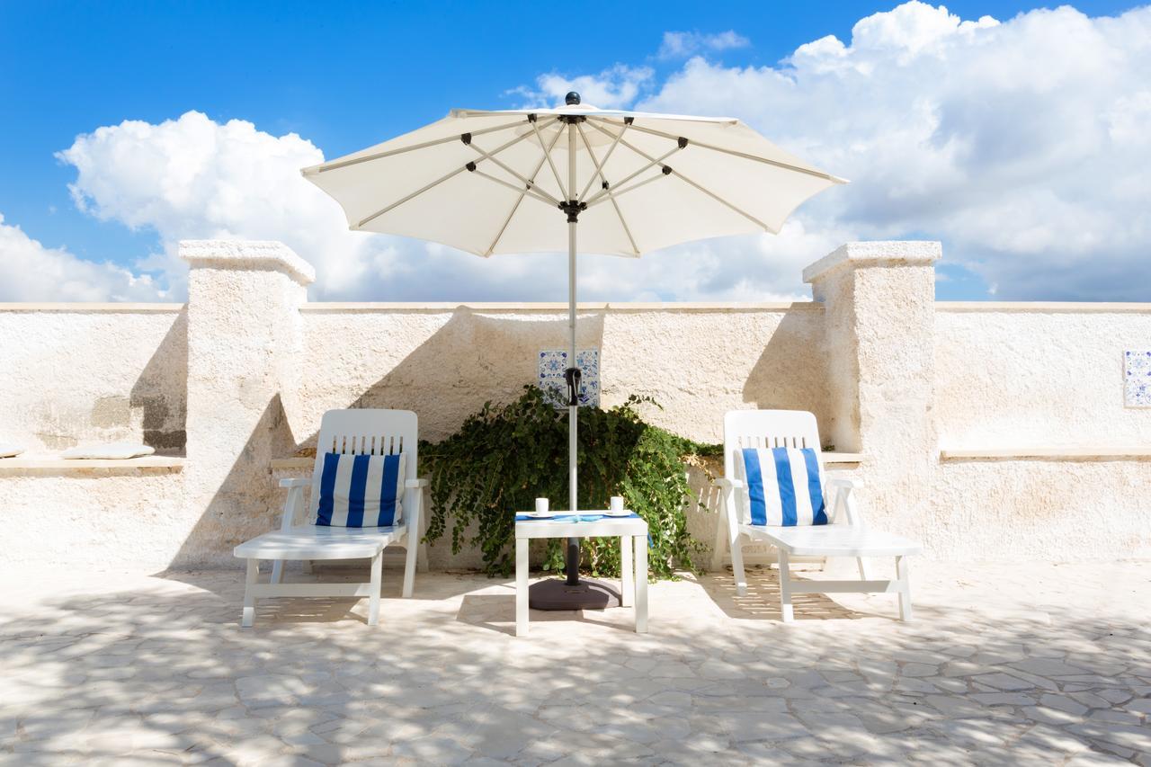 Trullo E Appartamenti Al Mare Торе Сан Джовани Удженто Екстериор снимка