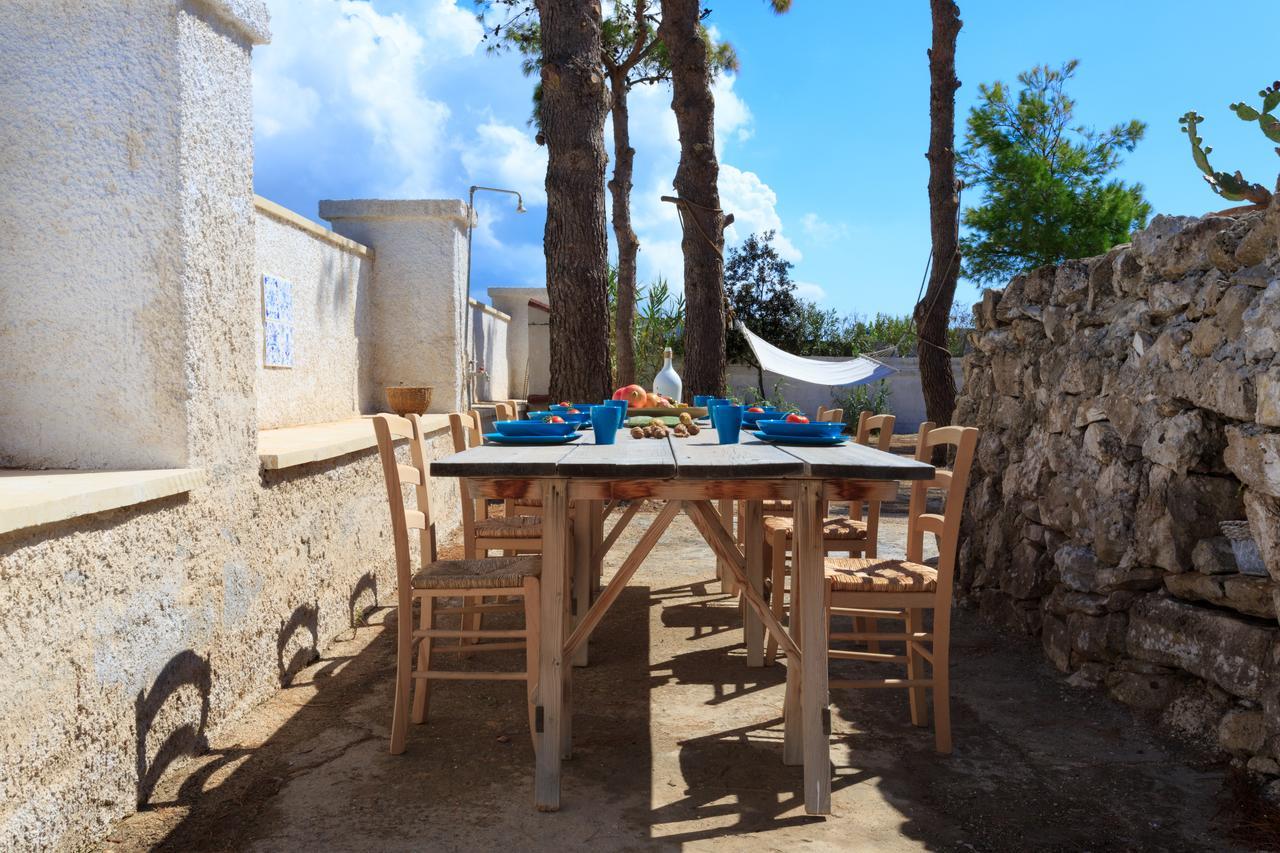 Trullo E Appartamenti Al Mare Торе Сан Джовани Удженто Екстериор снимка