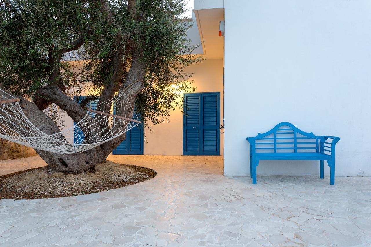 Trullo E Appartamenti Al Mare Торе Сан Джовани Удженто Екстериор снимка